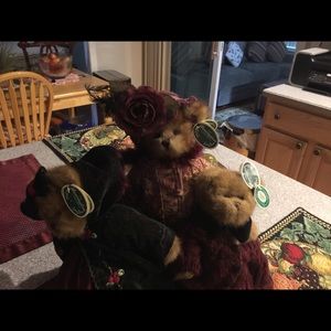 A set of 3 Barrington Bears